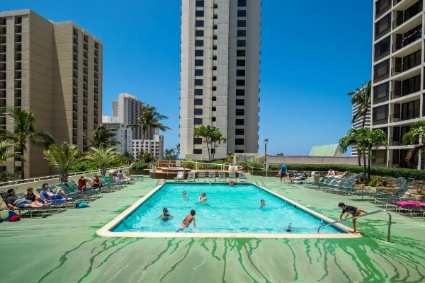 Sweetwater at Waikiki image 13