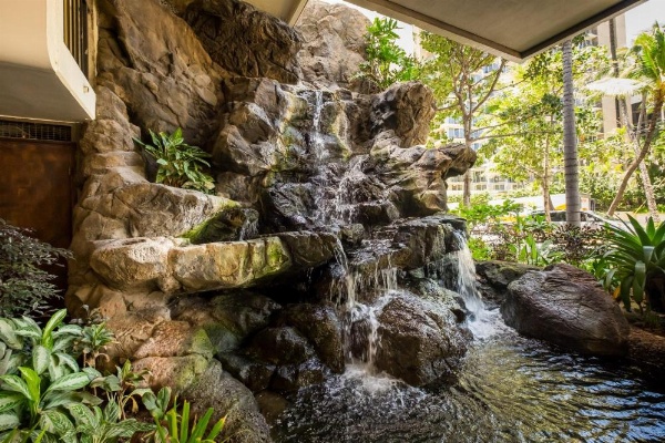 Sweetwater at Waikiki image 14