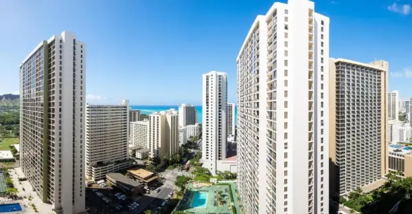Sweetwater at Waikiki 10
